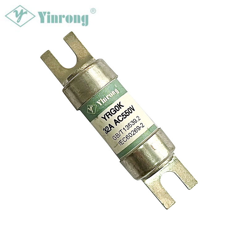 550V 32A YRG0K BS88 Офсет дупчиња ознаки Осигурувач